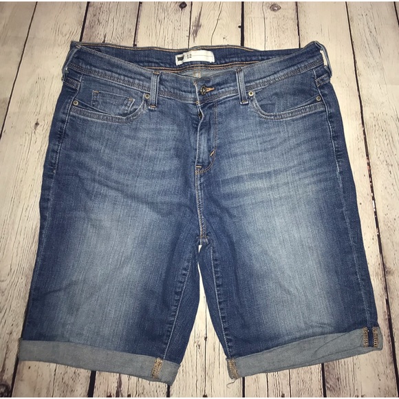 Levi's Pants - Levi’s Bermuda Shorts Levi's Pants - Levi’s Bermuda Shorts